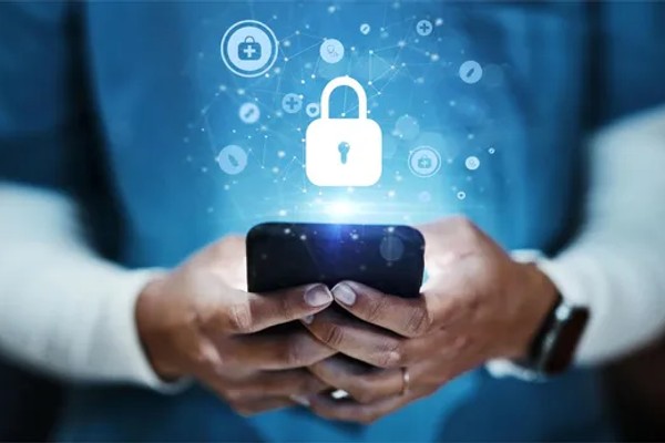 Hình ảnh biểu tượng bảo vệ quỹ và giao dịch an toàn tại Typhu88